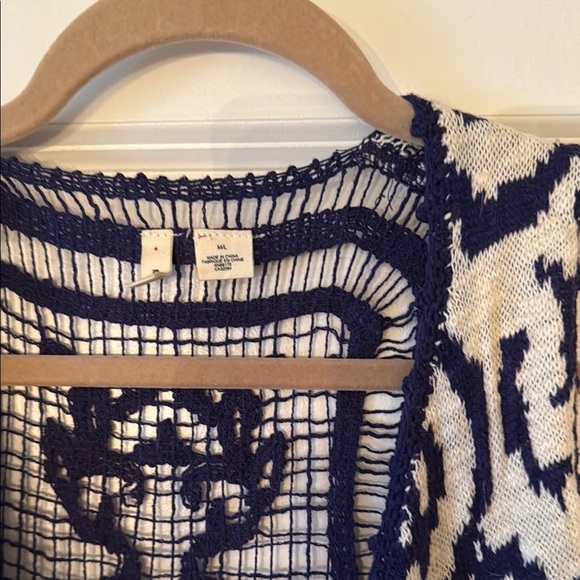 Moth Anthropologie Blue and White Patterned Knit Vest​ - Picture 3 of 5